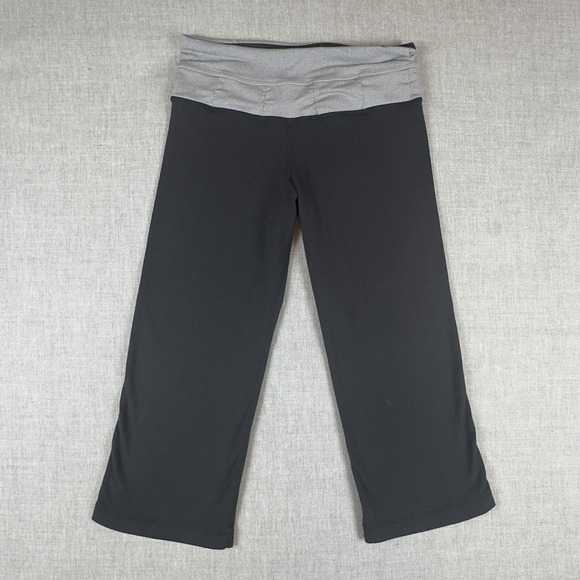lululemon athletica Pants - Lululemon Pants Womens 4 Black Gray Crop Wide Leg Yoga Capri Athletic Stretch